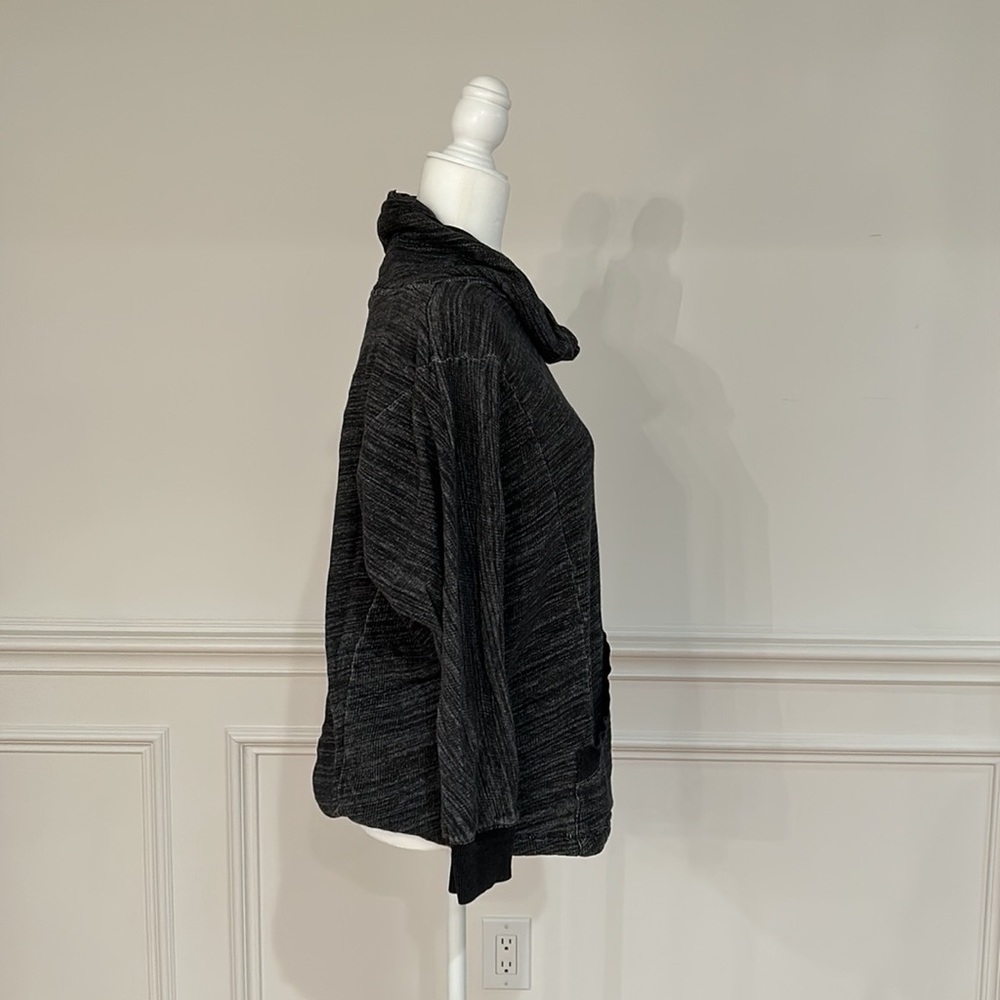 Unity Oversized Sweatshirt - Picture 2 of 6